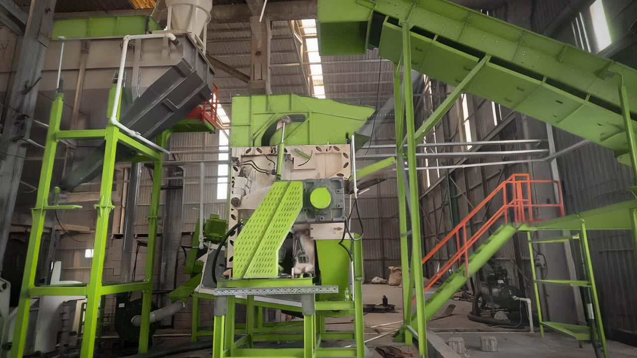 1500 Single-Shaft Shredder-3