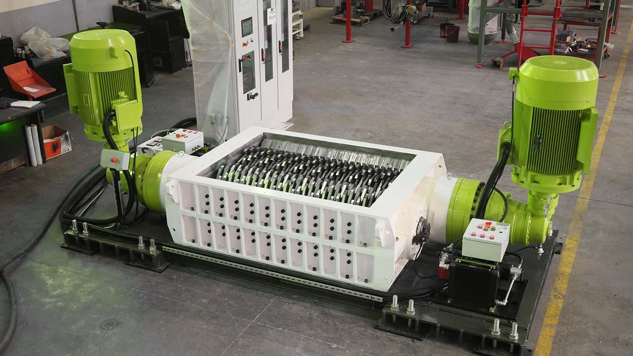 Shredder (Parçalama) Makineleri