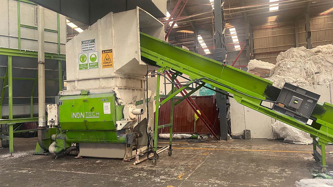 Shredder (Parçalama) Makineleri