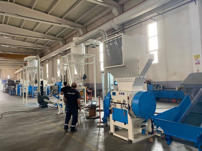 Plastik Geri Dönüşümde İnovasyon: İnan Tech Makineleriyle Tanışın